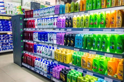 華商新生開學季 校內超市一站式配齊辦公用品，自助收銀免排隊